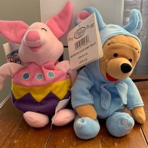 Disney Store 8” Easter Pooh and piglet. 1999.